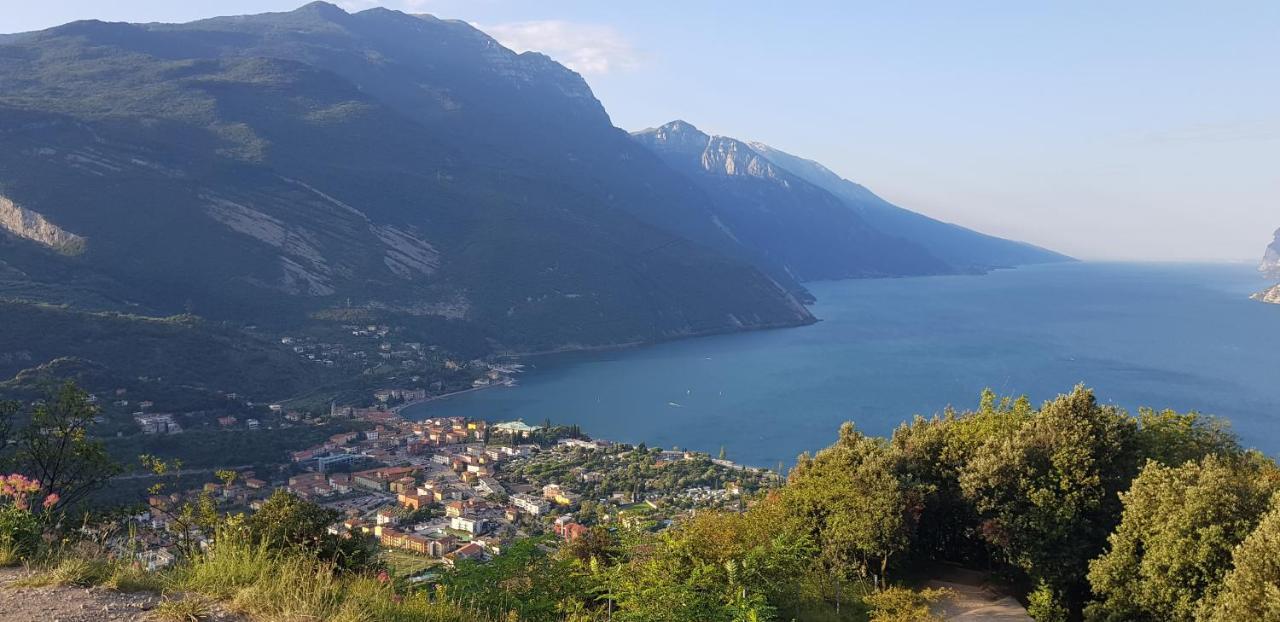 Lake Garda Bike&Hike Apartment Riva del Garda Buitenkant foto