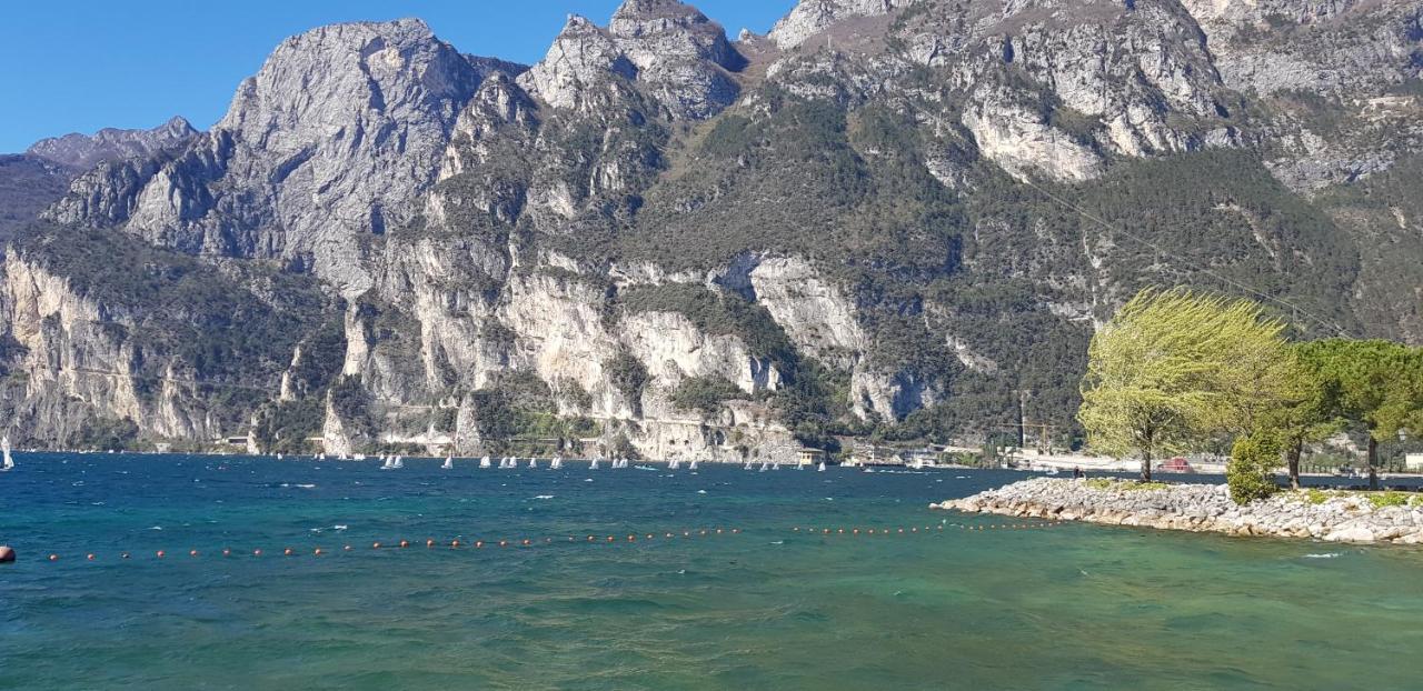 Lake Garda Bike&Hike Apartment Riva del Garda Buitenkant foto